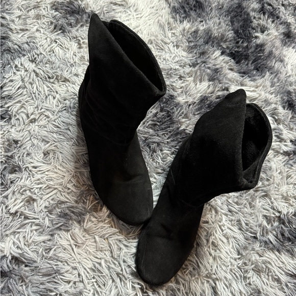 Steve Madden Cuppidd Boots - Picture 3 of 6